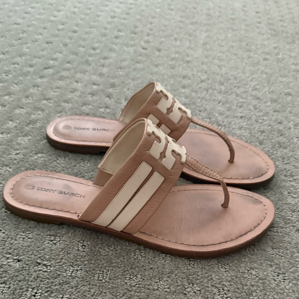 Tory Burch Beige and Cream Leather Thong Sandals